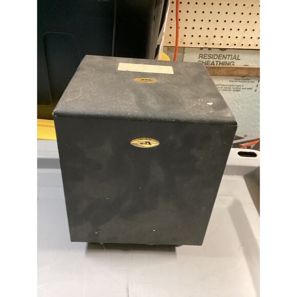 Cyber Power Acoustics Computer Speakers - Picture 2 of 2